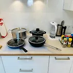 Stylisch Und Schick, Neue Wohnung, U-Bahn 2 Minuten