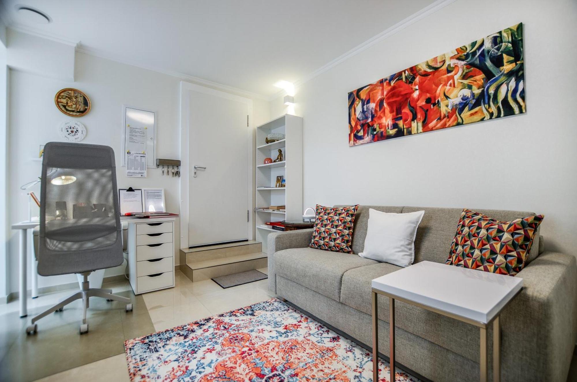 Stylisch Und Schick, Neue Wohnung, U-bahn 2 Minuten Apartment *